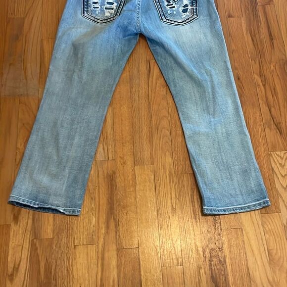 Miss Me Women’s Size 31 Cuffed Capri - Picture 2 of 10